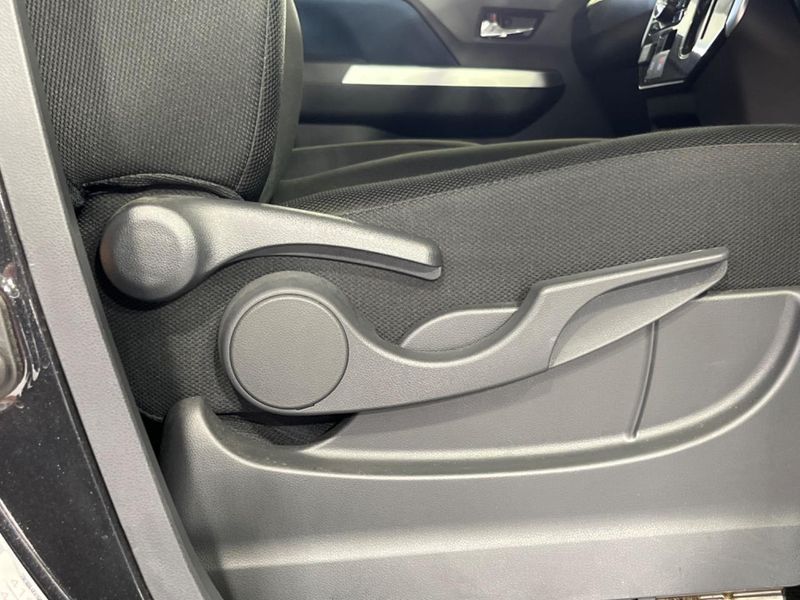 2021 Toyota Roomy 5BA-M900A (UW-6a48a9b96f384)[21]