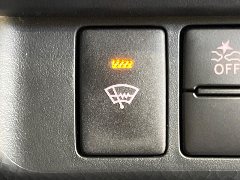 2021 Toyota Roomy 5BA-M900A (UW-6a48a9b96f384)[27]