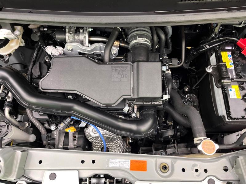 2025 Toyota Roomy 5BA-M900A (UW-6a48a9c33653b)[4]