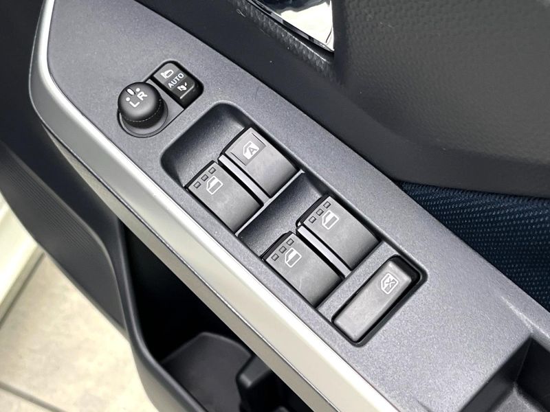 2025 Toyota Roomy 5BA-M900A (UW-6a48a9c33653b)[8]