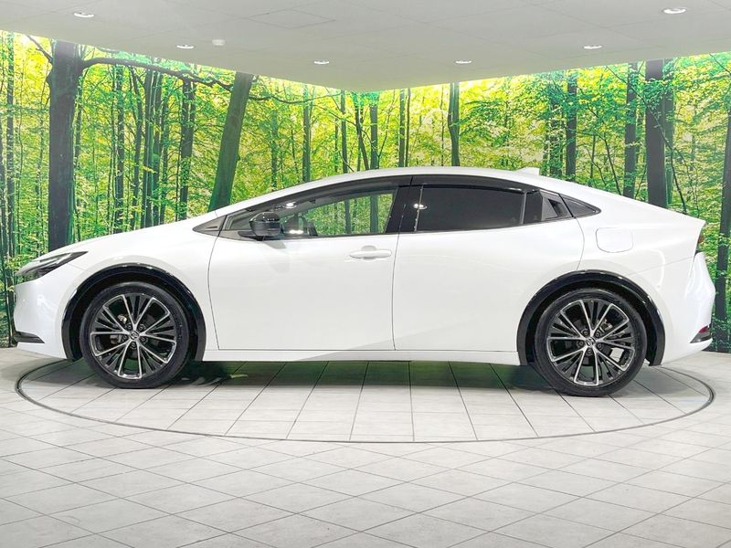2023 Toyota Prius 6AA-MXWH60 (UW-6a48aa6f177d2)[17]