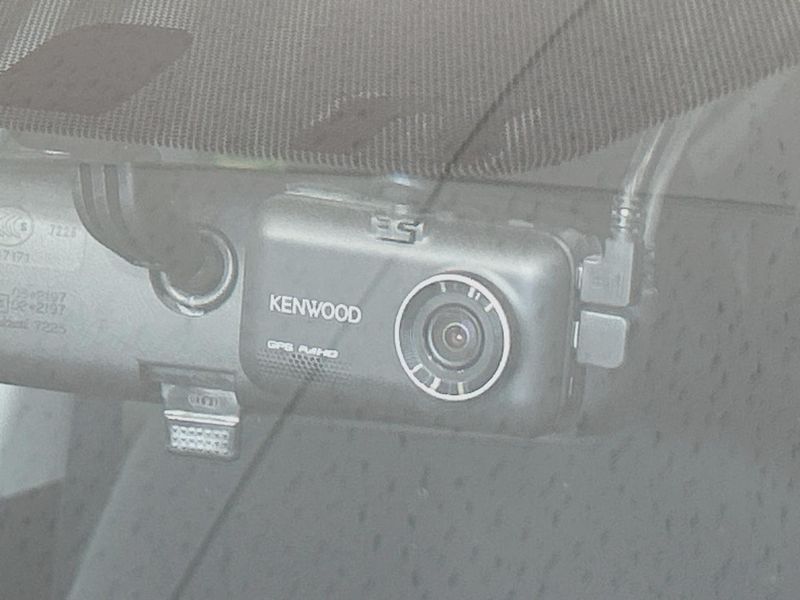 2013 Toyota Aqua DAA-NHP10 (UW-6a48aa8d75c62)[4]