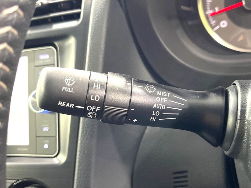 2014 Subaru Forester DBA-SJ5 (UW-6a48aae90da3b)[26]