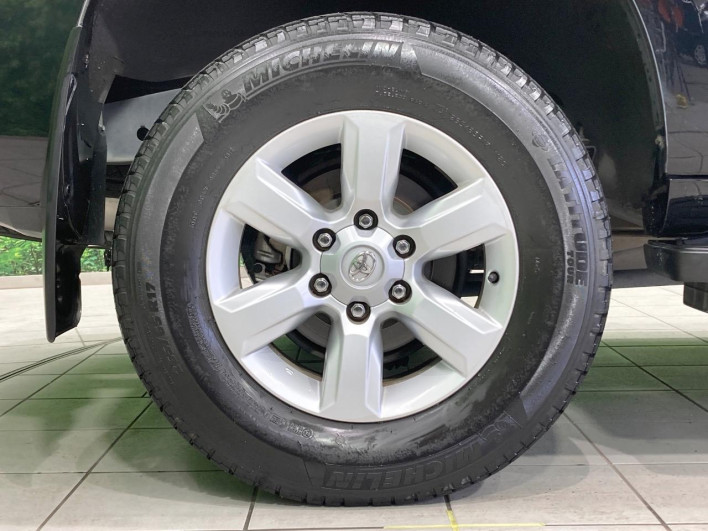 2016 Toyota Land Cruiser Prado CBA-TRJ150W (UW-6a48aafe9cffd)[19]