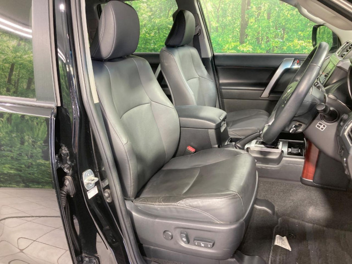 2016 Toyota Land Cruiser Prado CBA-TRJ150W (UW-6a48aafe9cffd)[29]