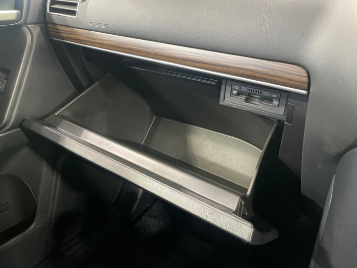 2022 Toyota Land Cruiser Prado 3BA-TRJ150W (UW-6a48ab0100123)[29]