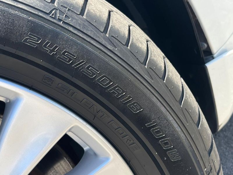 2012 Nissan Fuga DBA-Y51 (UW-6a48ab448dc65)[7]