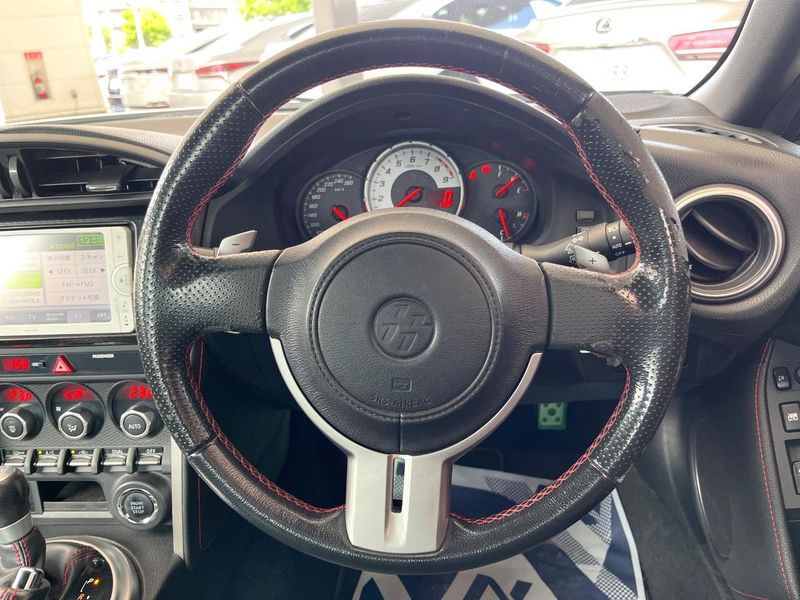 2013 Toyota 86 DBA-ZN6 (UW-6a48ab5fcf2fc)[27]