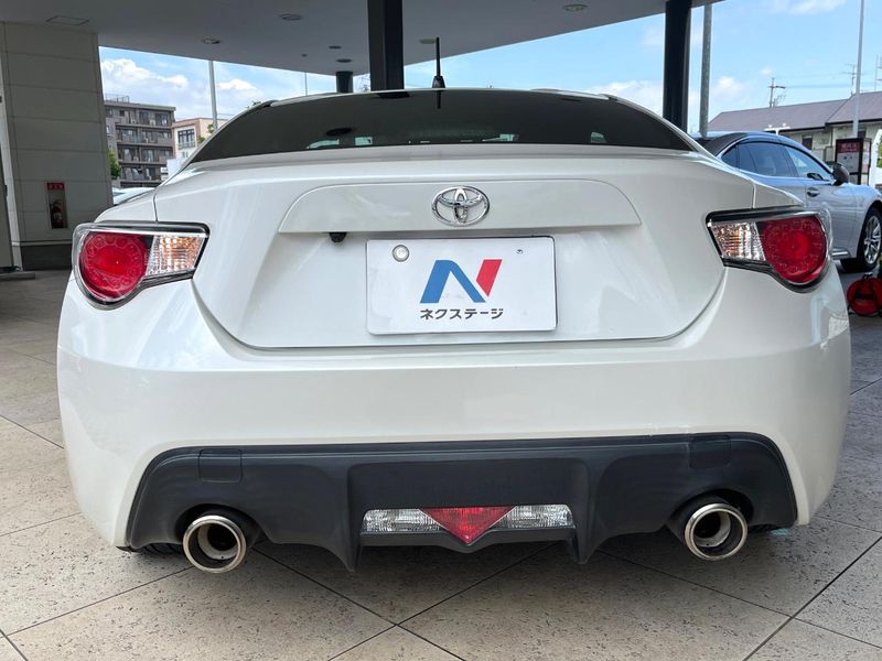 2013 Toyota 86 DBA-ZN6 (UW-6a48ab5fcf2fc)[11]