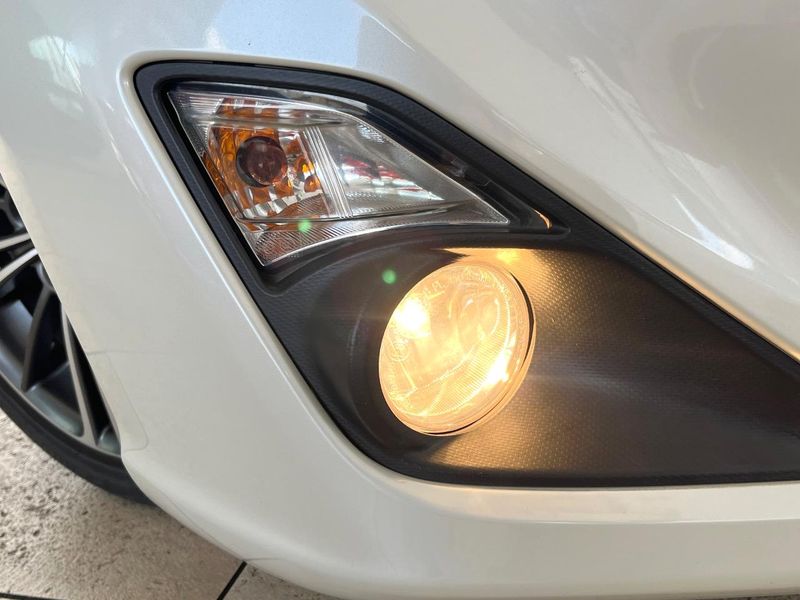 2013 Toyota 86 DBA-ZN6 (UW-6a48ab5fcf2fc)[24]
