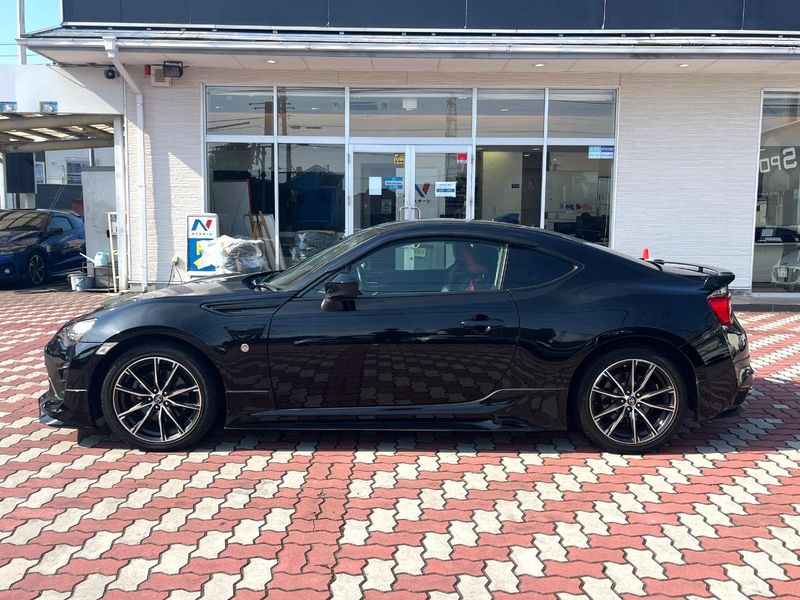 2016 Toyota 86 DBA-ZN6 (UW-6a48ab6042d4e)[10]