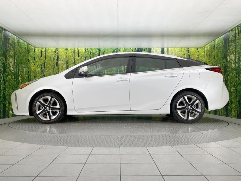 2022 Toyota Prius 6AA-ZVW51 (UW-6a48ab94a41c3)[17]