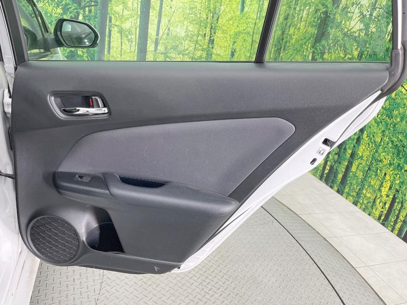 2022 Toyota Prius 6AA-ZVW51 (UW-6a48ab94a41c3)[28]