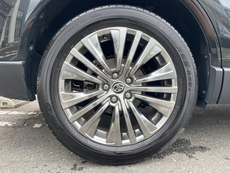 2023 Toyota Harrier Hybrid 6AA-AXUH80 (UW-6a49c9c3f16e9)[13]