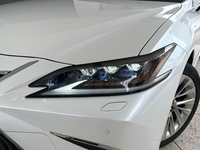 2019 Lexus ES 6AA-AXZH10 (UW-6a49c9cc0cf43)[13]