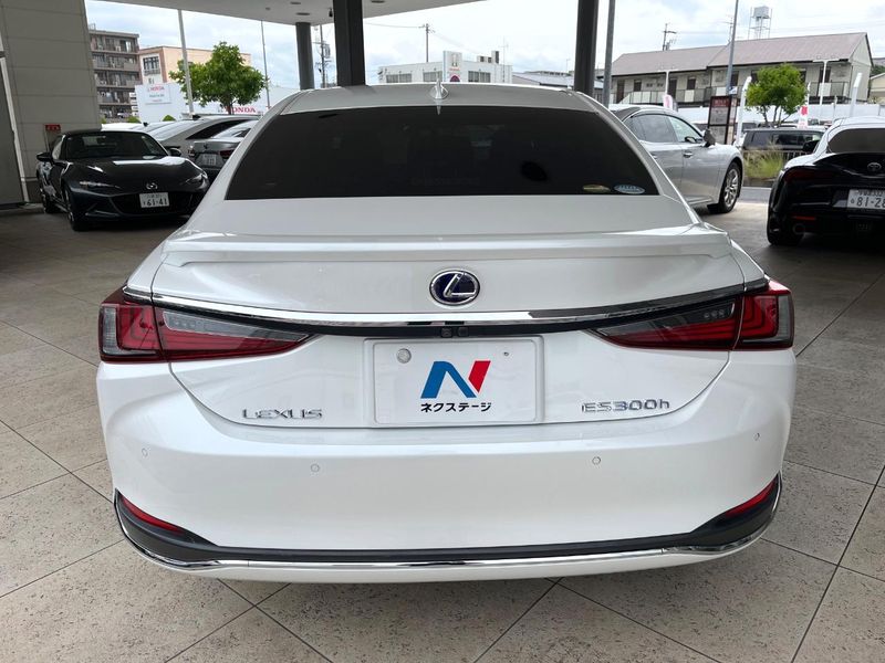 2019 Lexus ES 6AA-AXZH10 (UW-6a49c9cc0cf43)[24]
