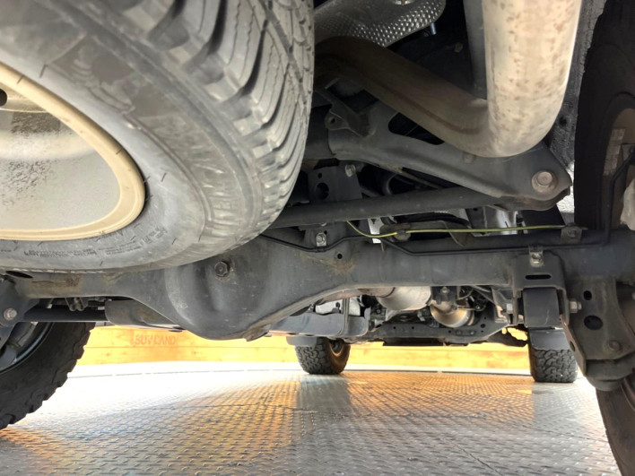 2016 Toyota Land Cruiser Prado LDA-GDJ150W (UW-6a49ca4e6c46c)[10]