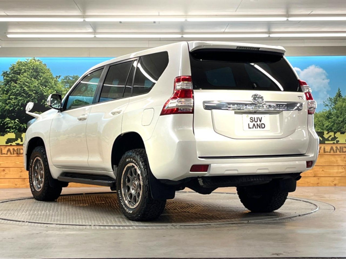 2016 Toyota Land Cruiser Prado LDA-GDJ150W (UW-6a49ca4e6c46c)[15]