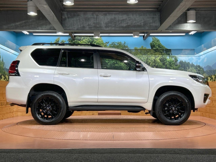 2021 Toyota Land Cruiser Prado 3DA-GDJ150W (UW-6a49ca4e9513b)[17]
