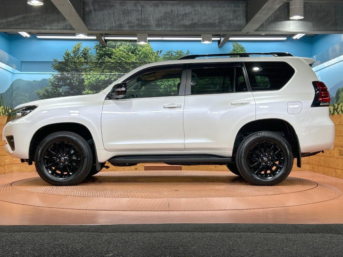 2021 Toyota Land Cruiser Prado 3DA-GDJ150W (UW-6a49ca4e9513b)[13]
