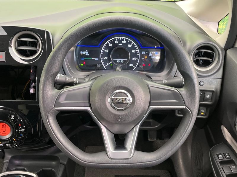 2017 Nissan Note DAA-HE12 (UW-6a49ca8bd173d)[19]