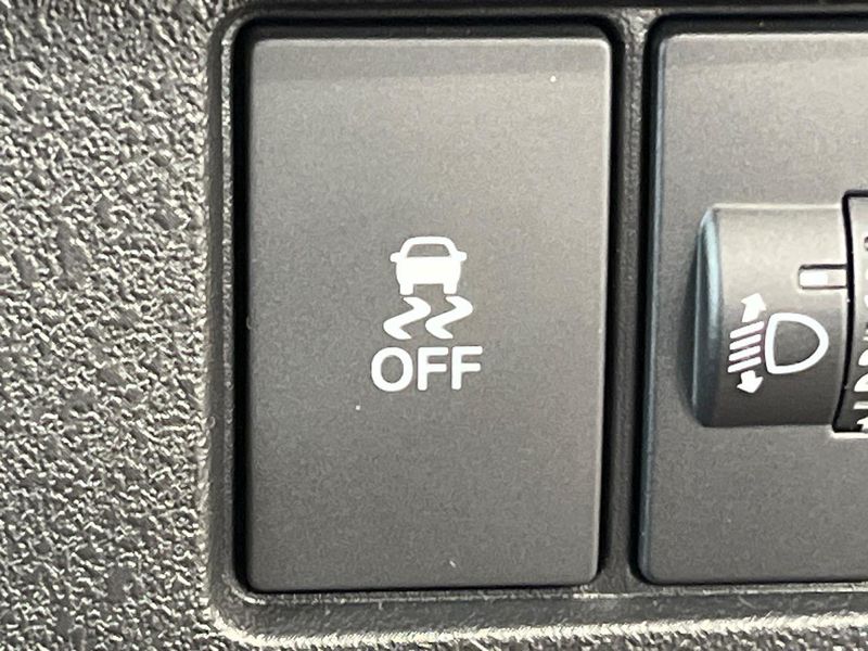 2023 Honda N-BOX CUSTOM 6BA-JF5 (UW-6a49cafd9f706)[25]