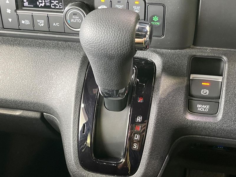 2023 Honda N-BOX CUSTOM 6BA-JF5 (UW-6a49cafd9f706)[14]