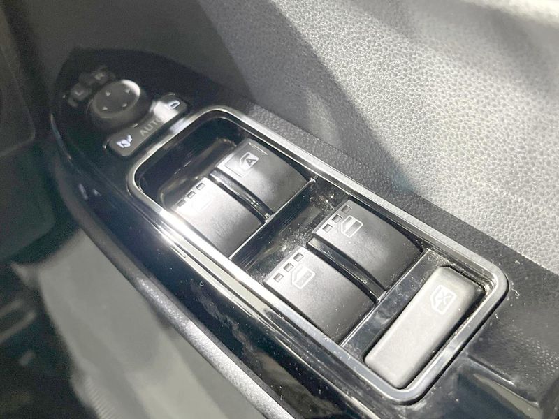 2021 Daihatsu Tanto 6BA-LA650S (UW-6a49cb60695c3)[29]