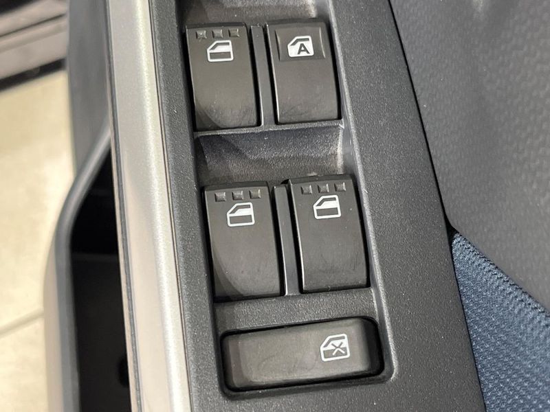 2020 Daihatsu Toll 5BA-M910S (UW-6a49cb97af0fa)[12]