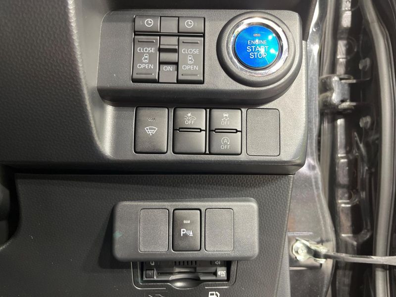 2020 Daihatsu Toll 5BA-M910S (UW-6a49cb97af0fa)[15]