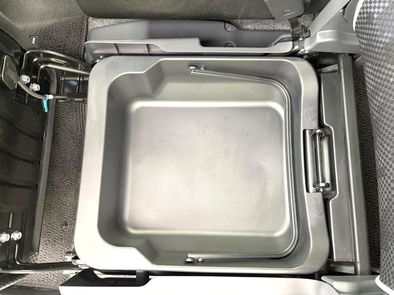 2016 Suzuki Hustler DAA-MR41S (UW-6a49cbd69c20d)[15]