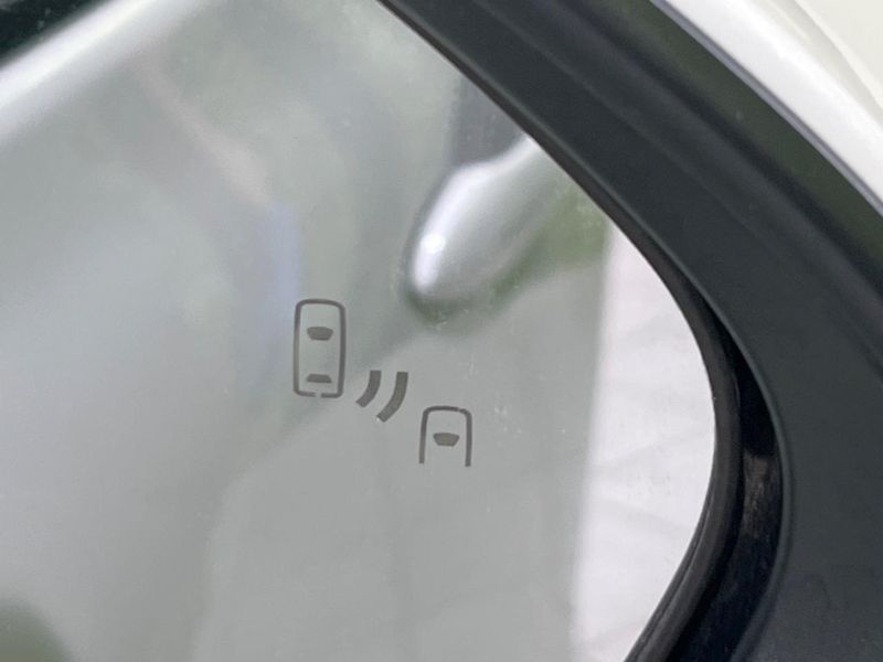 2025 Toyota Sienta 6AA-MXPL15G (UW-6a49cc18aa655)[4]