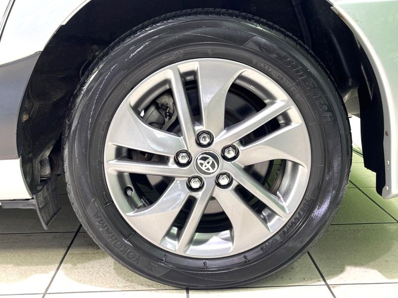2016 Toyota Sienta DBA-NSP170G (UW-6a49cc4f613db)[12]
