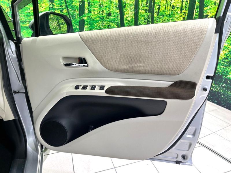 2016 Toyota Sienta DBA-NSP170G (UW-6a49cc4f613db)[29]