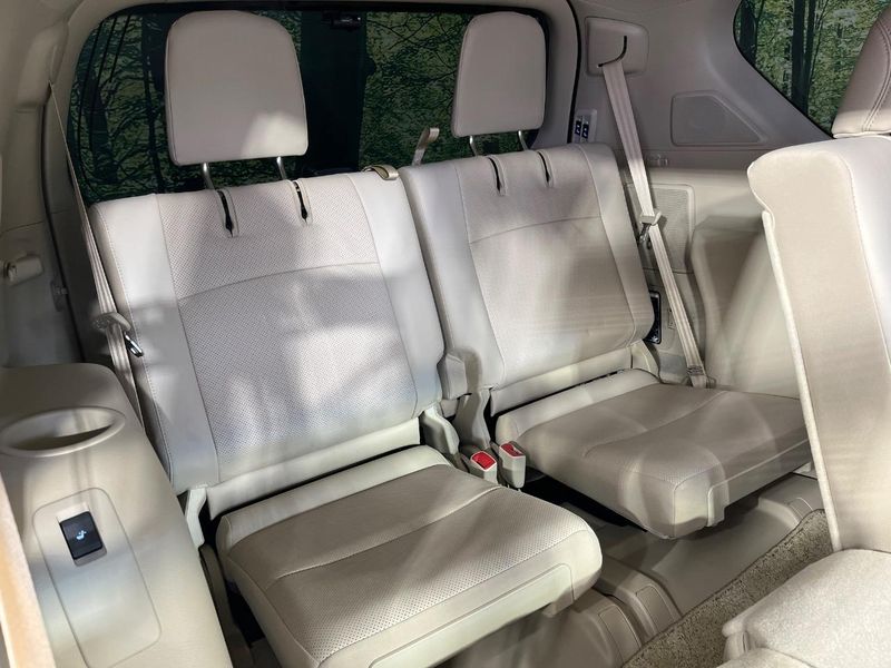 2023 Toyota Land Cruiser Prado 3BA-TRJ150W (UW-6a49cca43ab0a)[9]