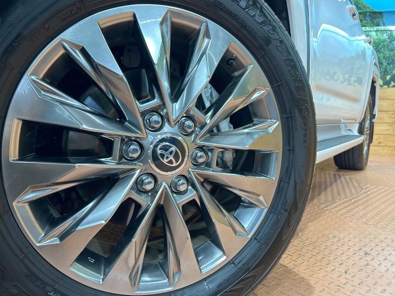 2025 Toyota Land Cruiser 3BA-VJA300W (UW-6a49ccb5b8398)[7]
