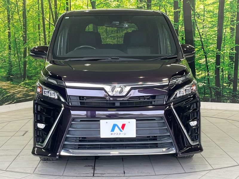 2017 Toyota Voxy DBA-ZRR80W (UW-6a49ccf61ea5a)[5]
