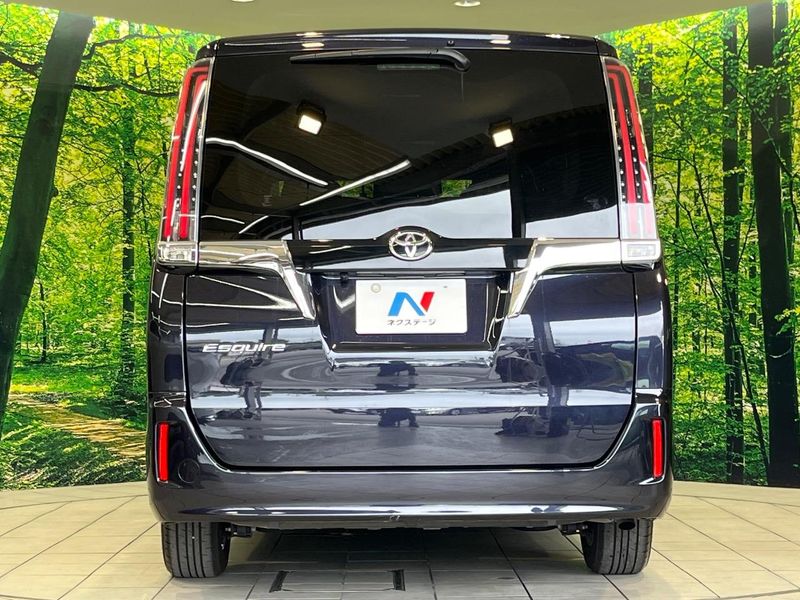 2018 Toyota Esquire DBA-ZRR80G (UW-6a49ccf9a94ac)[9]