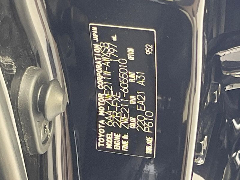 2020 Toyota Corolla Touring 6AA-ZWE211W (UW-6a49cd24707e2)[1]