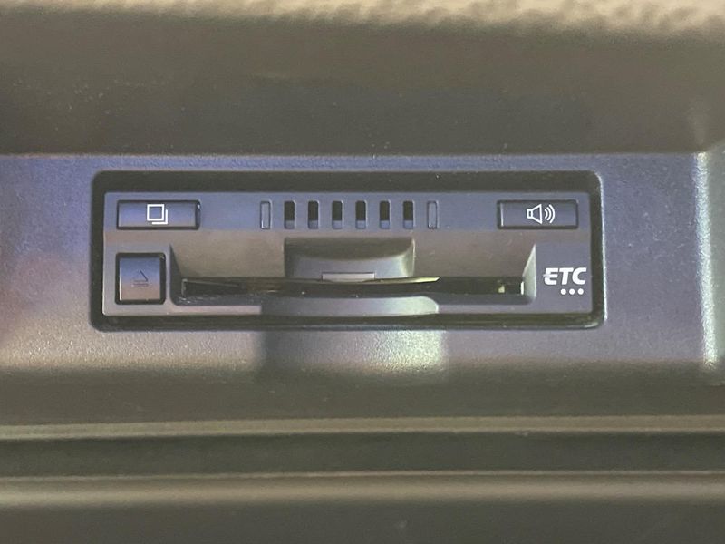 2017 Toyota Harrier DBA-ASU60W (UW-6a4b1b1f4bf7a)[27]