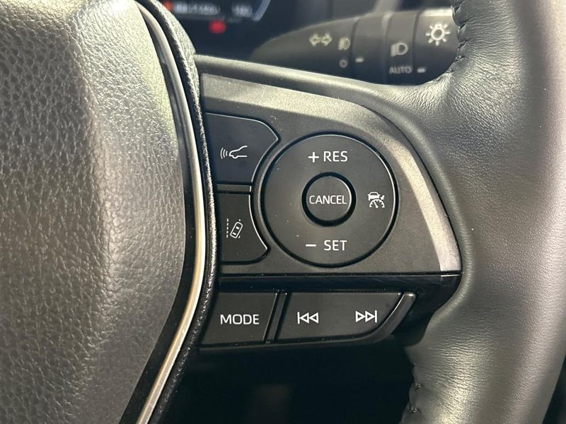 2023 Toyota Harrier Hybrid 6AA-AXUH80 (UW-6a4b1b33793c7)[9]