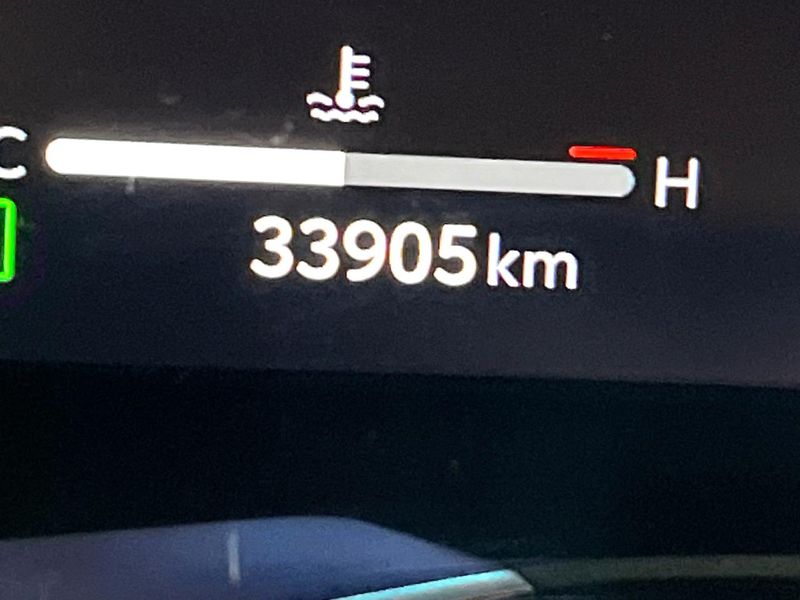 2024 Toyota Harrier Hybrid 6AA-AXUH80 (UW-6a4b1b380fa5f)[2]