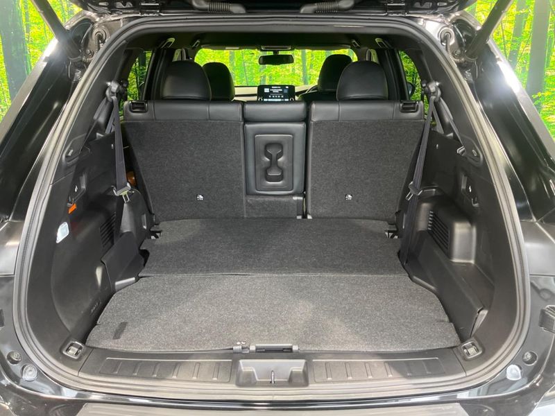 2022 Mitsubishi OUTLANDER PHEV 5LA-GN0W (UW-6a4b1bd0f415f)[18]