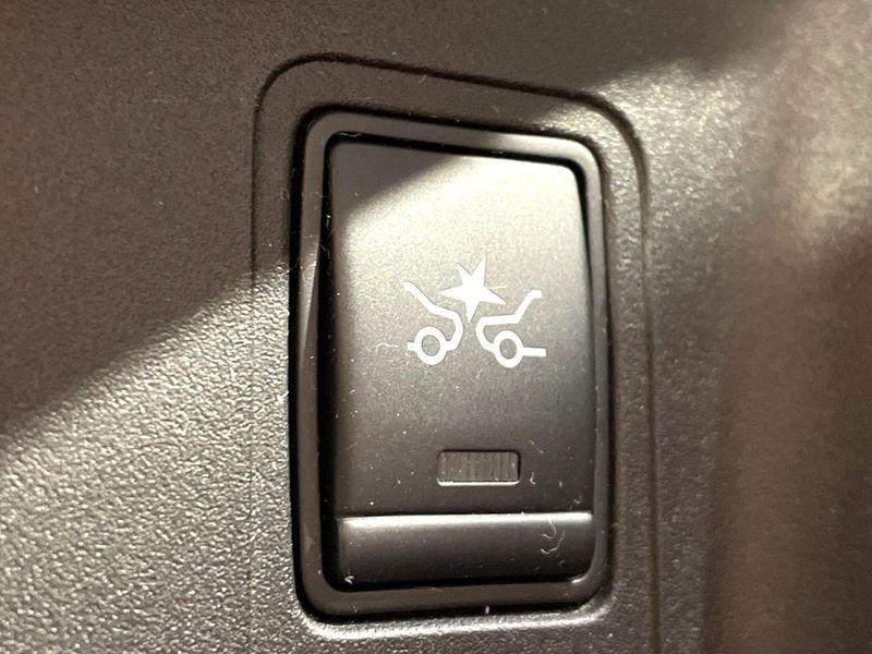 2018 Nissan Serena DAA-HFC27 (UW-6a4b1c0c750c1)[29]
