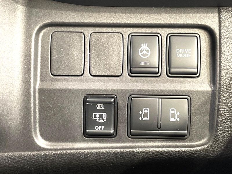 2018 Nissan Serena DAA-HFC27 (UW-6a4b1c0c750c1)[23]