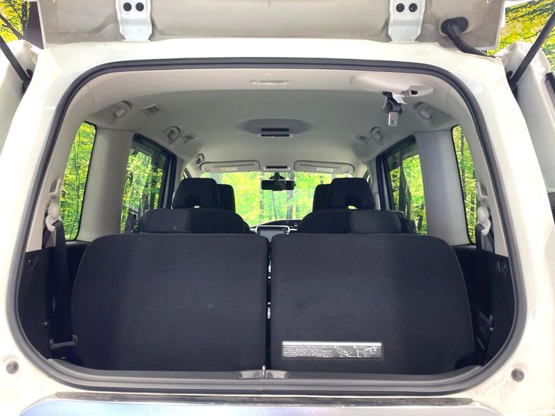 2018 Nissan Serena DAA-HFC27 (UW-6a4b1c0c750c1)[11]