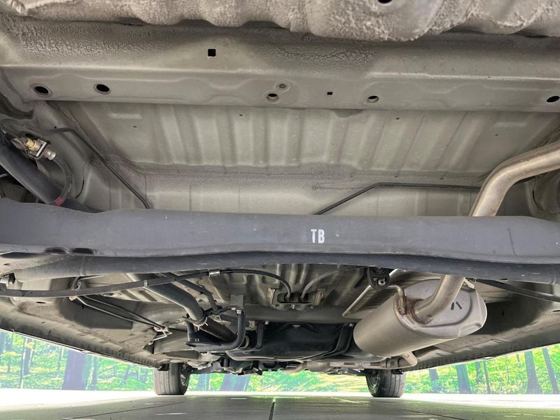 2019 Honda N-BOX CUSTOM DBA-JF3 (UW-6a4b1c39320b7)[15]