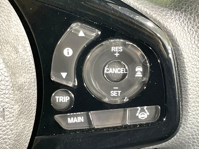 2021 Honda N-BOX CUSTOM 6BA-JF3 (UW-6a4b1c4410f2a)[28]