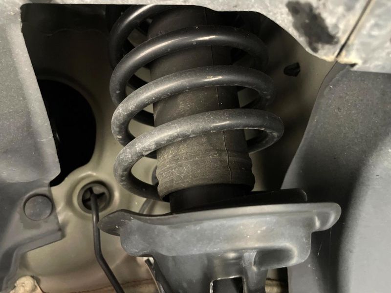 2023 Honda N-BOX CUSTOM 6BA-JF5 (UW-6a4b1c521e9f0)[29]