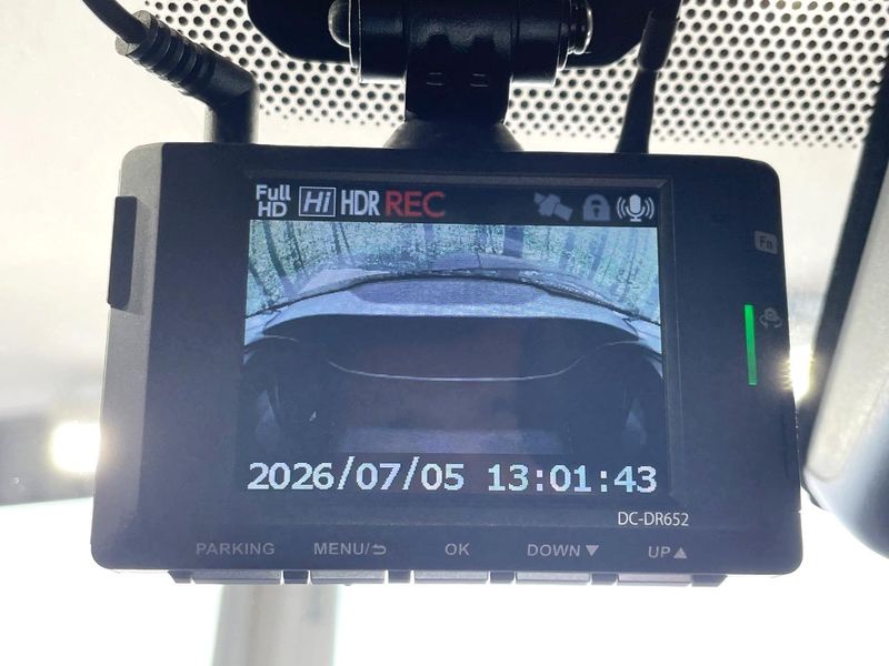 2020 Toyota Yaris 6AA-MXPH10 (UW-6a4b1d66e9520)[29]